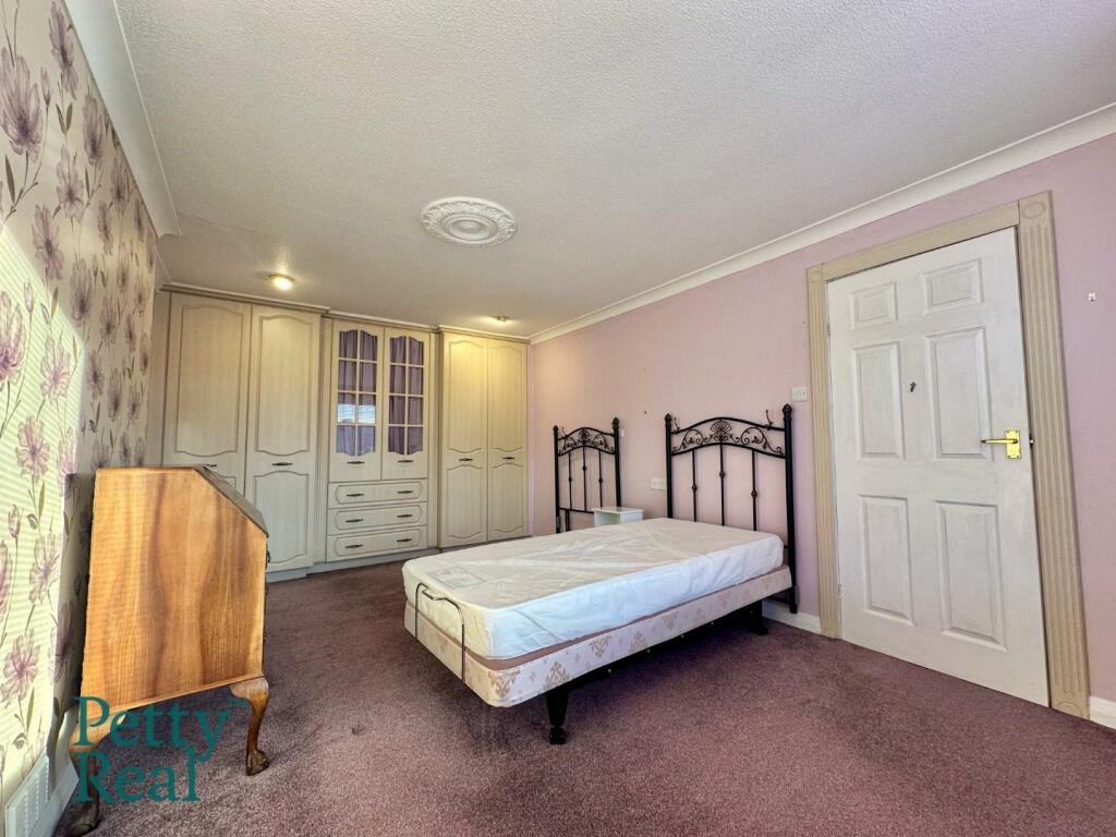 Additional image 5 of Venables Avenue, Colne