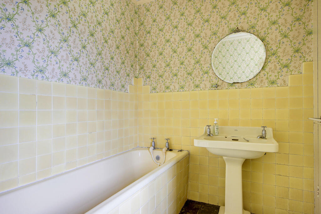 Additional image 12 of The Small House, Chislehurst BR7