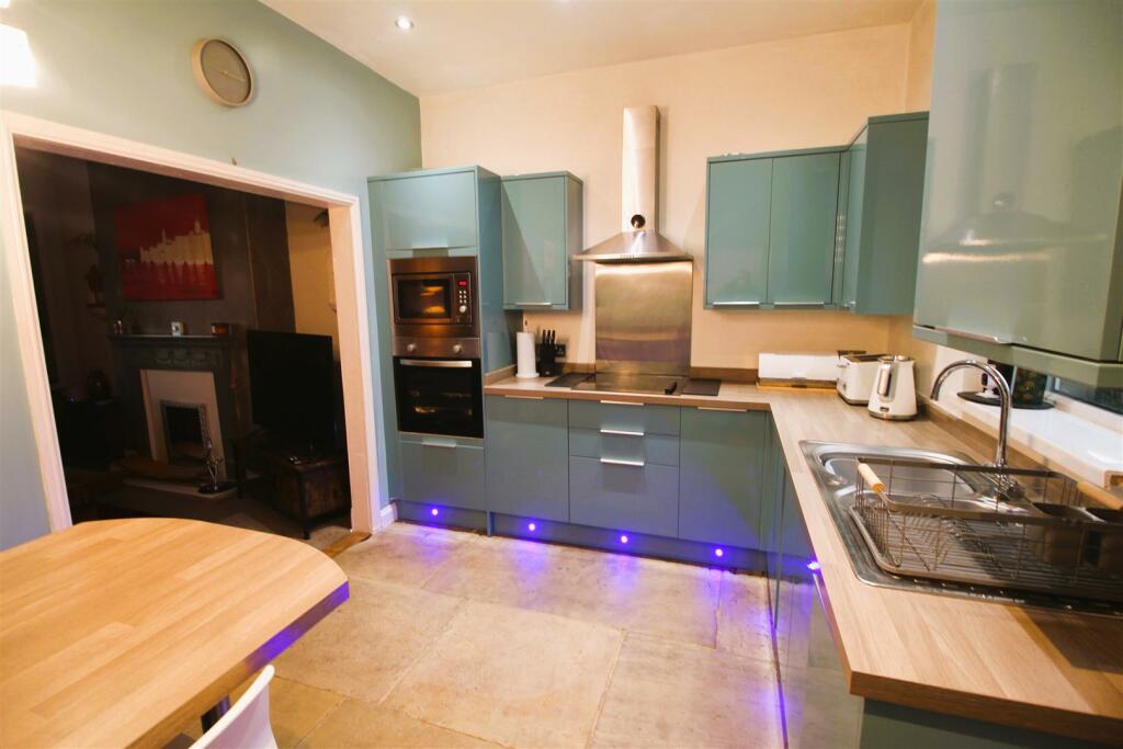 Additional image 7 of Mayfield View, Wyke, Bradford