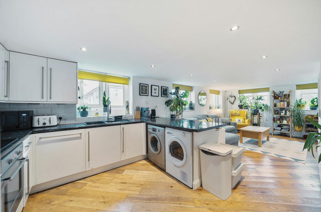 Additional image 14 of Starts Hill Road, Farnborough, Orpington, Kent, BR6