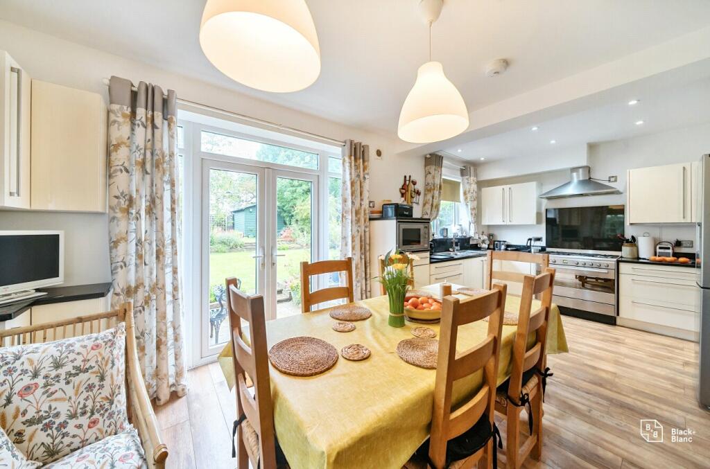 Additional image 6 of Hawes Lane, West Wickham, BR4