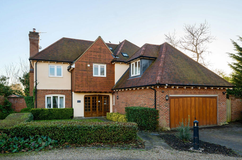 Additional image 30 of Taryn Grove, Bromley, Kent, BR1