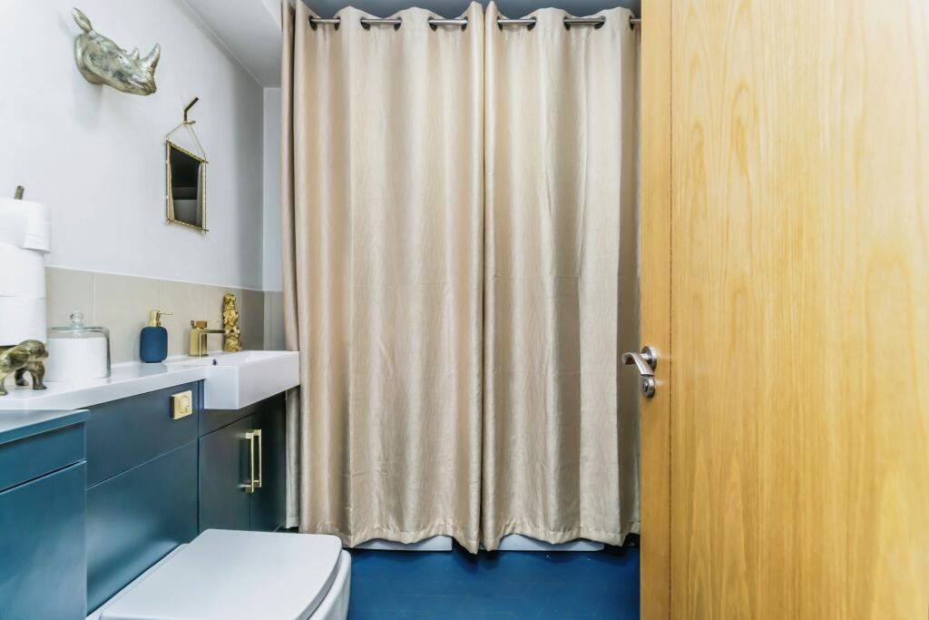 Additional image 17 of Crescent Road, Beckenham, BR3