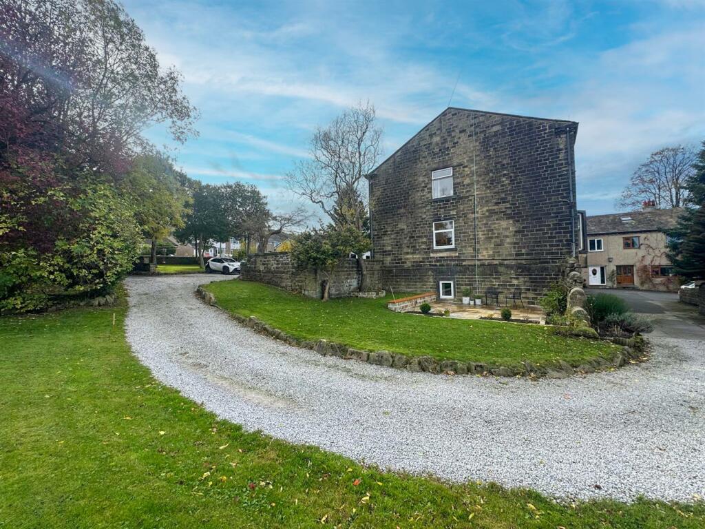 Additional image 53 of Acorn House, Pot Lane, Steeton,