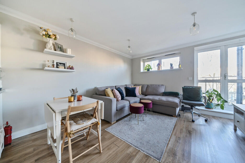 Additional image 4 of Sparkes Close, Bromley