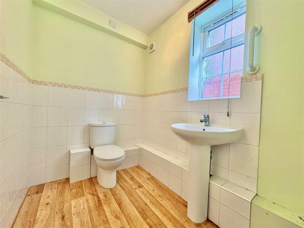 Additional image 6 of Family Home in Cul-De-Sac Location