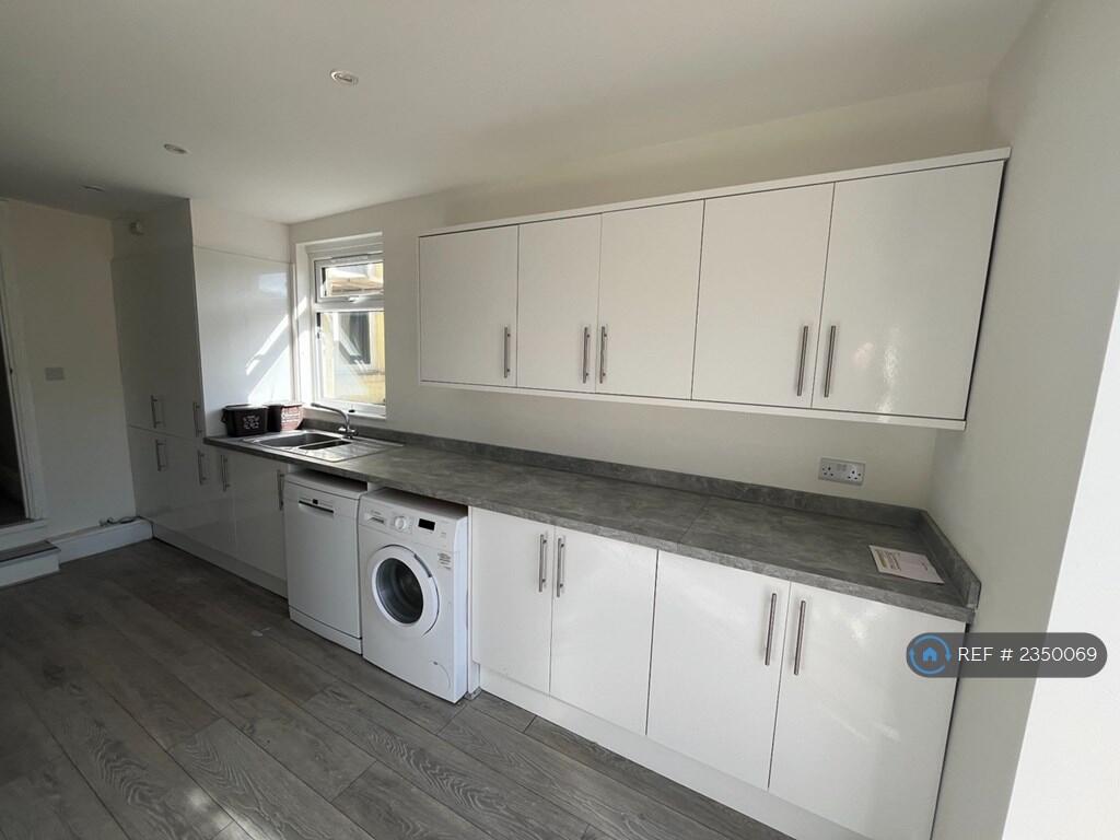 Additional image 17 of Grove Park Avenue, Bristol, BS4