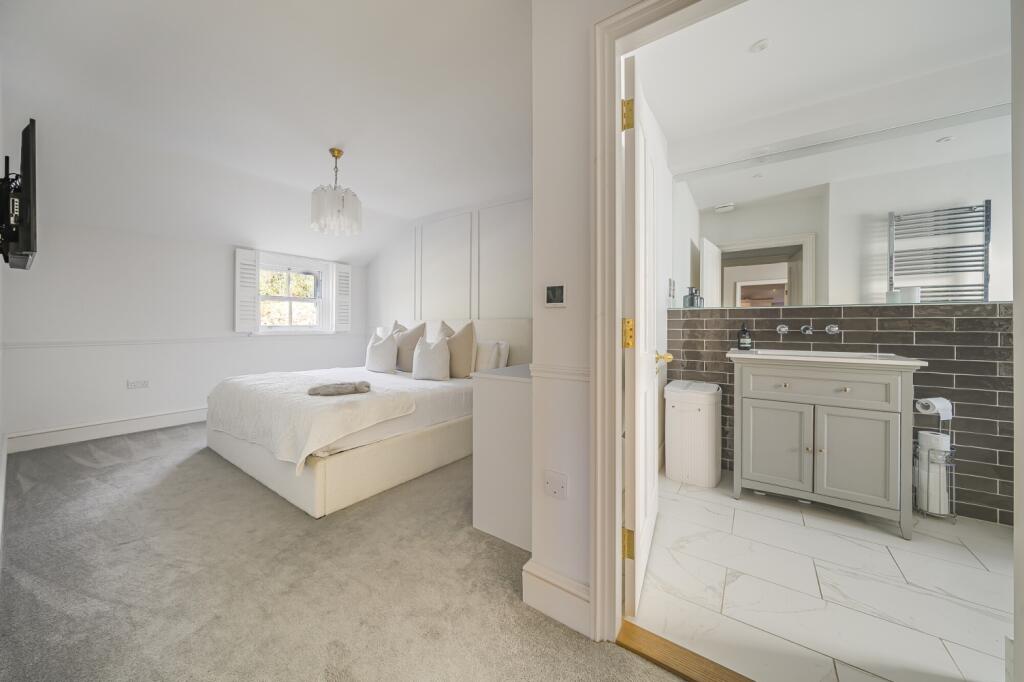 Additional image 17 of Willoughby Lane Bromley BR1