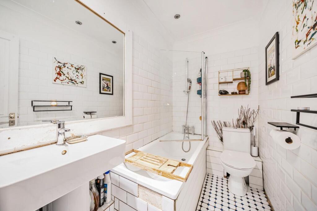 Additional image 8 of Old School Close, Beckenham