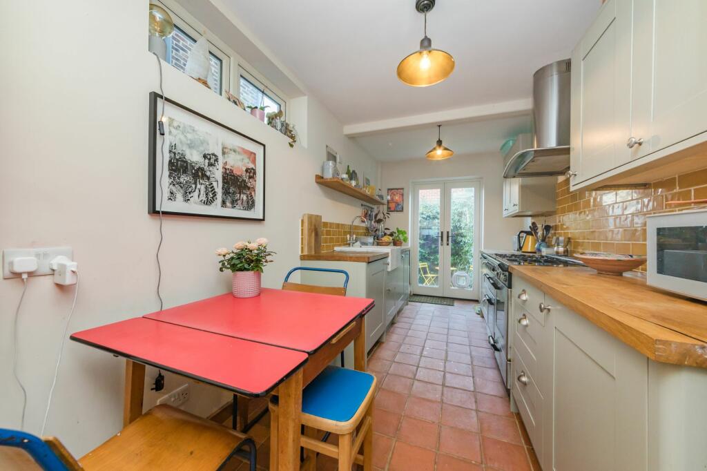 Additional image 3 of The Course, Lewes, BN7