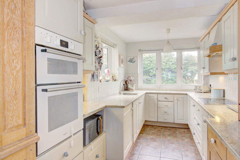 Additional image 5 of London Road, Wick, Bristol, BS30 5SJ