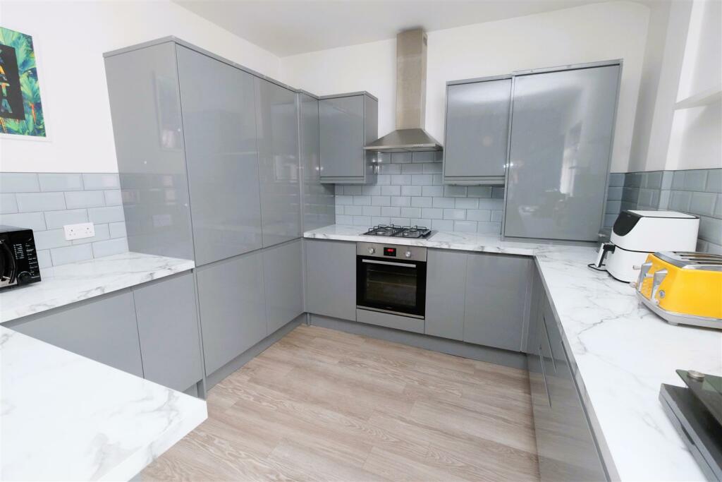 Additional image 5 of 4 BED MAISONETTE | HENLEAZE