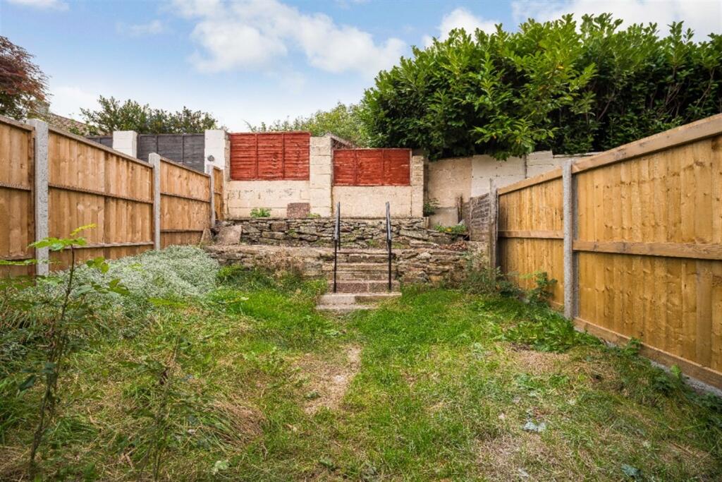 Additional image 10 of 3 bedroom Terraced House in Woodside Road, Bristol