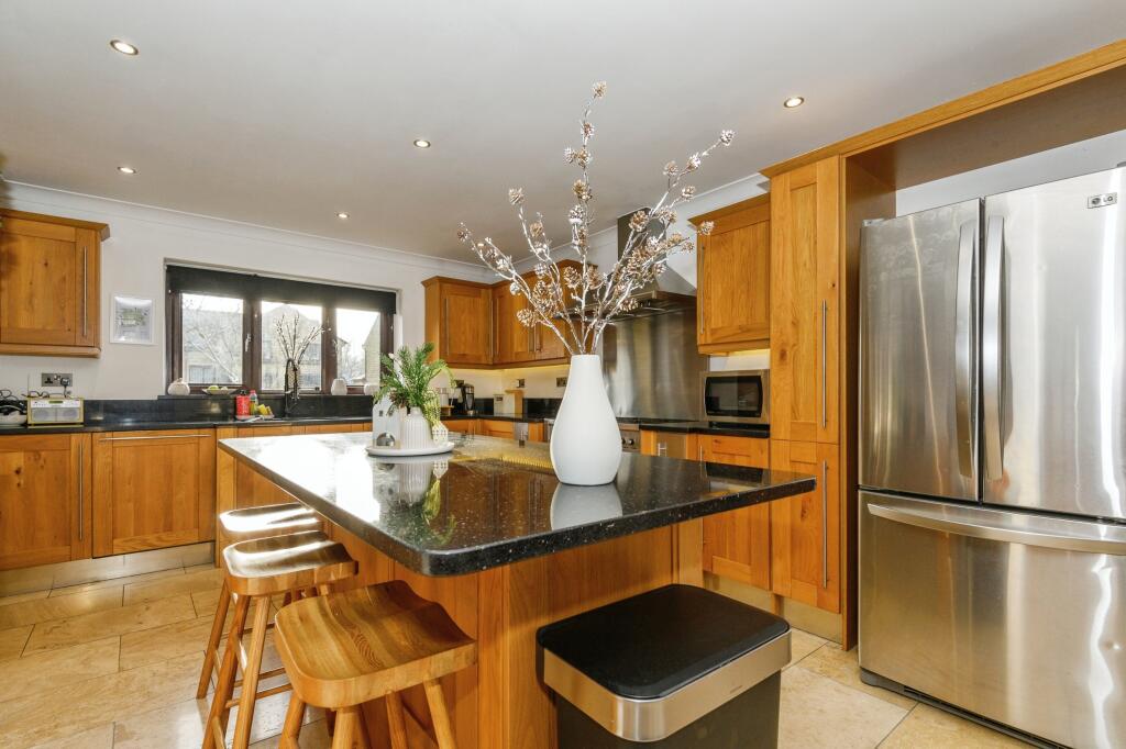 Additional image 17 of Scholes Lane, Cleckheaton, BD19