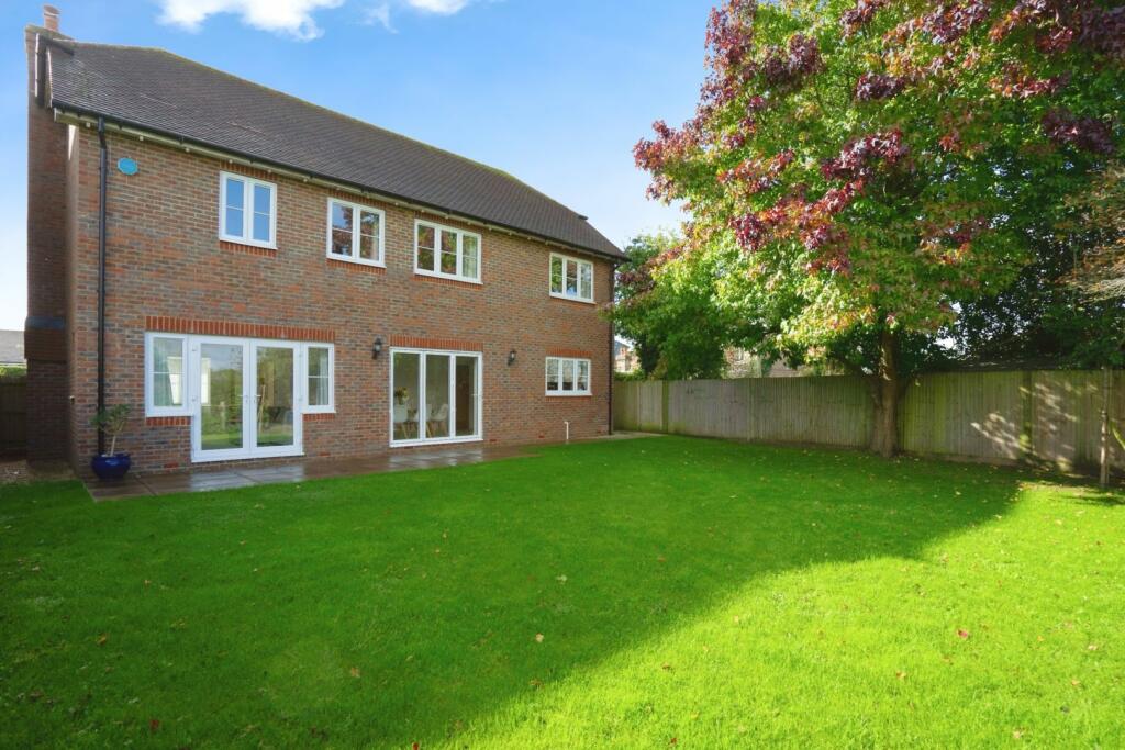 Additional image 18 of Byron Close, Lewes, BN8