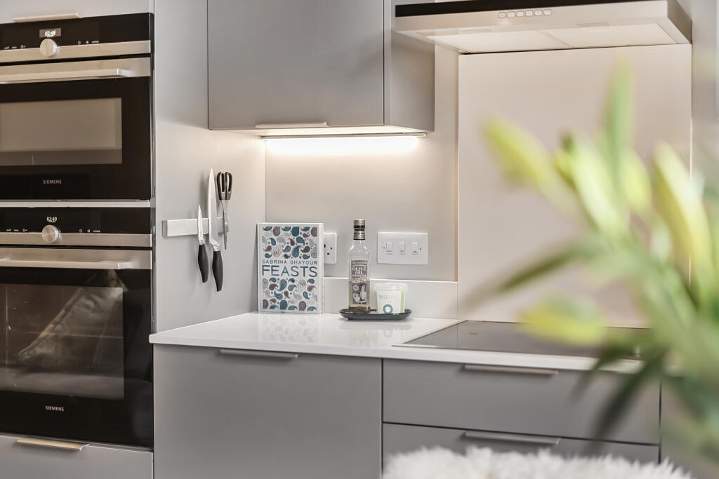 Additional image 10 of Oakfield Court, Oakfield Road, Clifton, Bristol, BS8