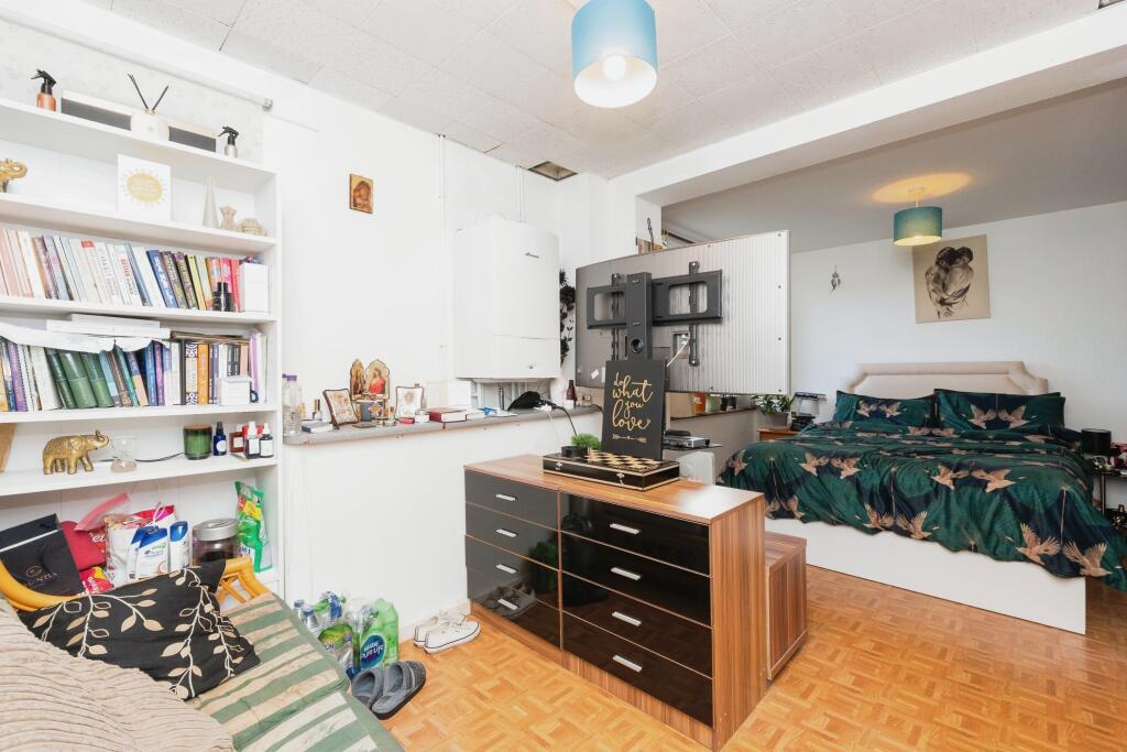 Additional image 8 of Yeomanside Close, Bristol, BS14