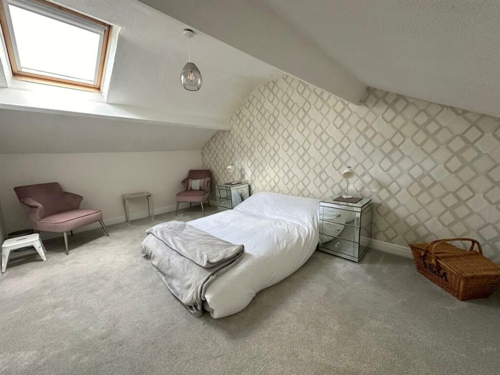 Additional image 32 of Acorn House, Pot Lane, Steeton,