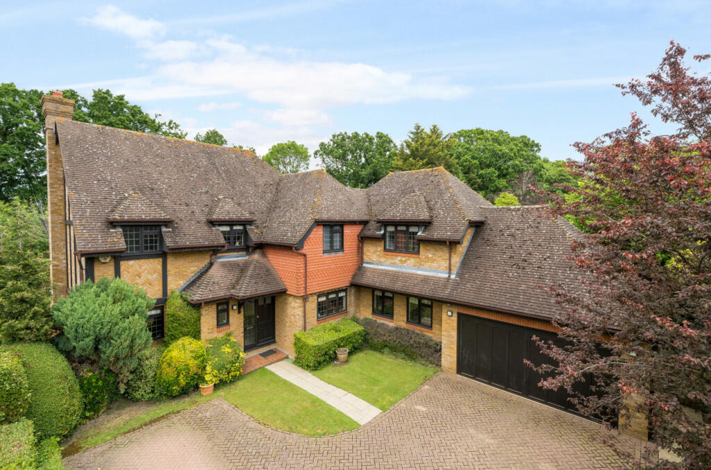 Additional image 2 of Fairway Gardens, Beckenham, BR3