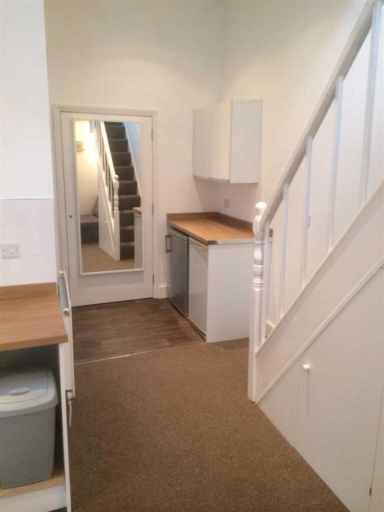 Additional image 13 of Top Floor Flat Clifton Road