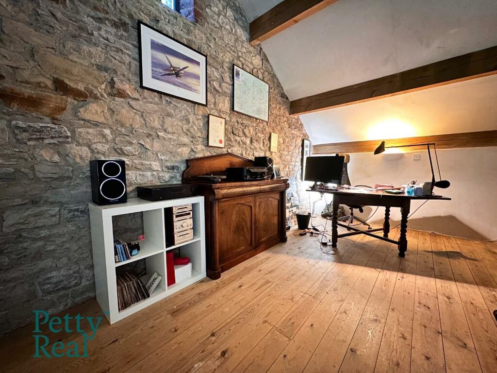 Additional image 34 of Scholefield Lane, Nelson