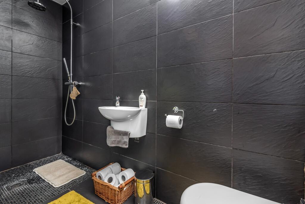 Additional image 5 of Queensway, West Wickham