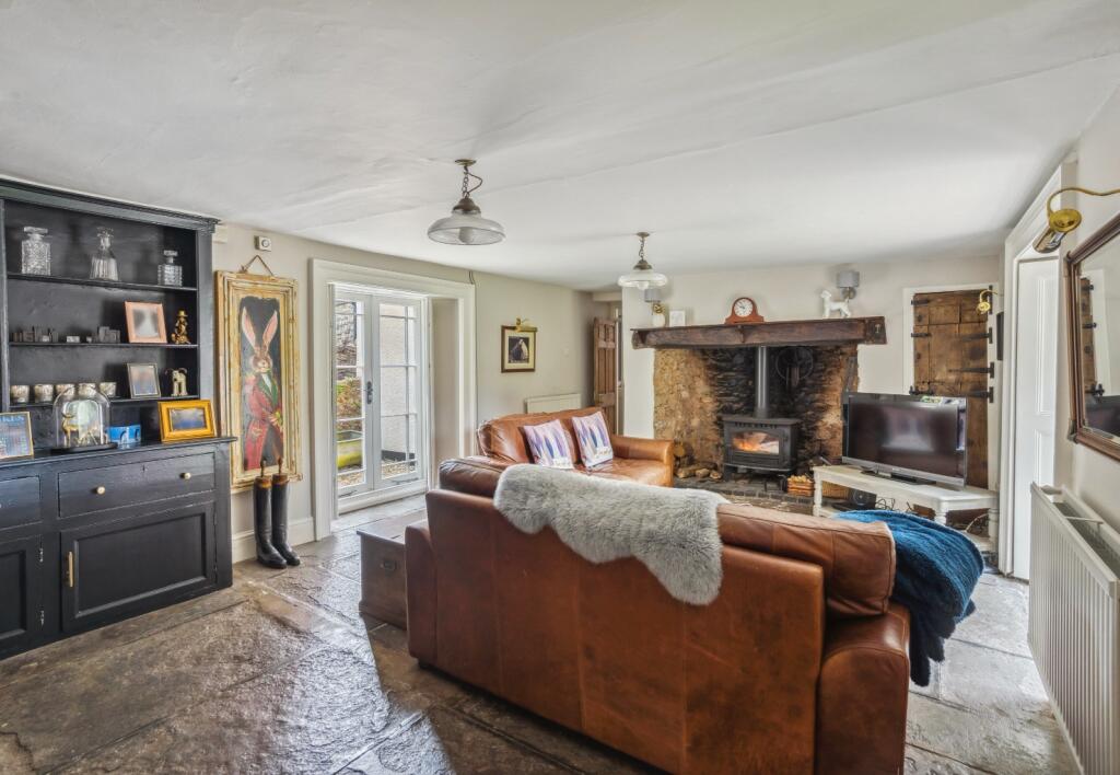 Additional image 4 of CHEDDAR