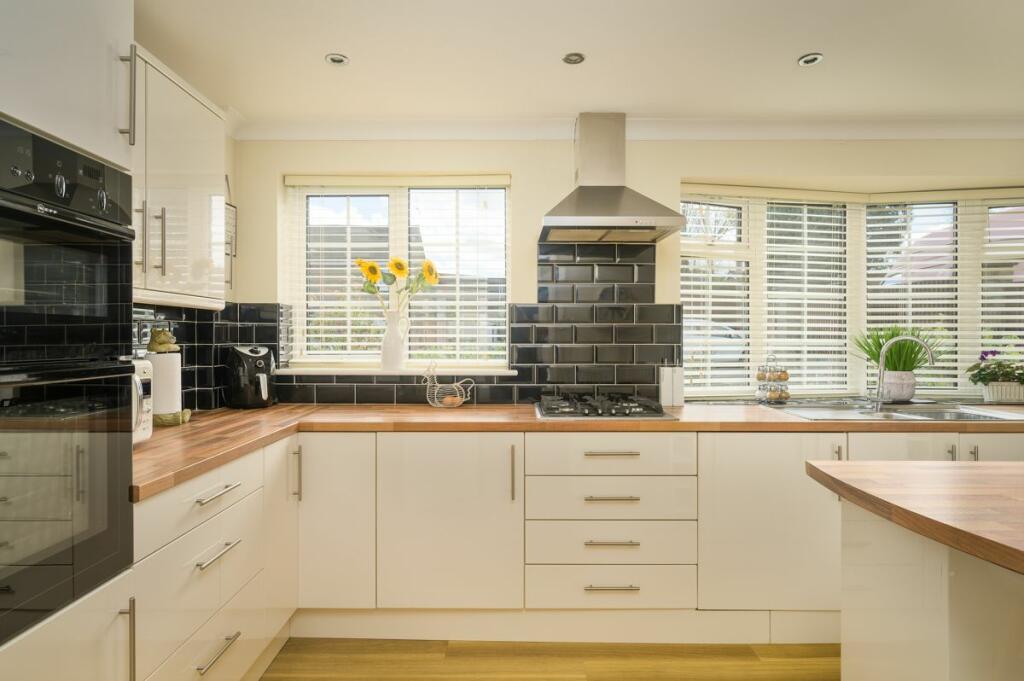 Additional image 9 of Moorside Green, Drighlington