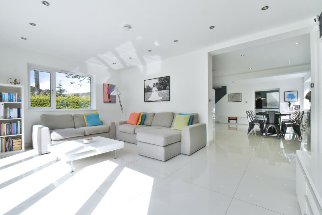 Additional image 22 of Southborough Road, Bromley