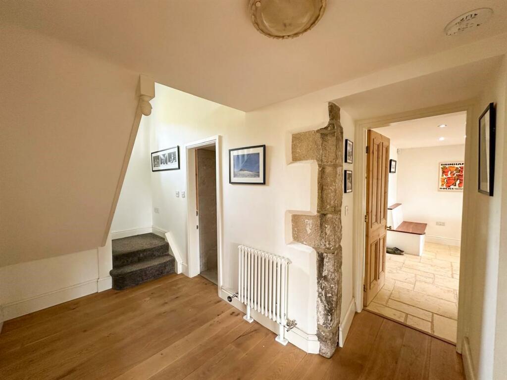 Additional image 13 of Cowling Hill, Cowling