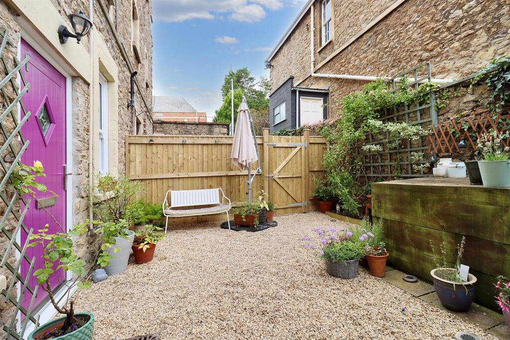 Additional image 12 of A beautiful Victorian apartment minutes from the seafront