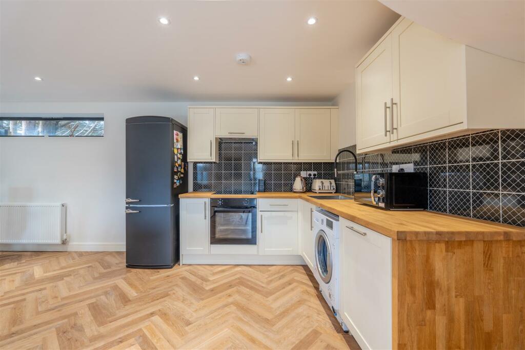 Additional image 34 of Saltford, Bristol