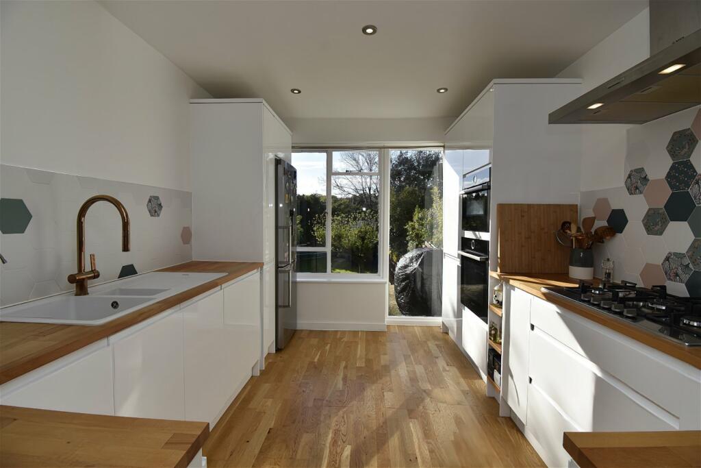 Additional image 13 of Roseberry Gardens, Orpington, BR6 9QE