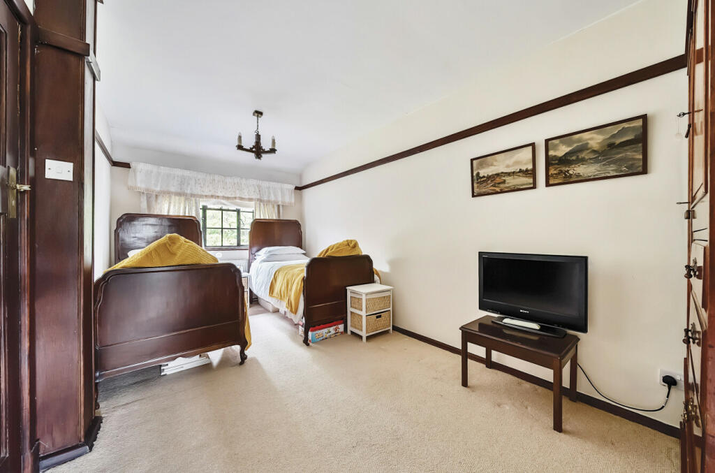 Additional image 8 of Willett Way, Petts Wood, BR5