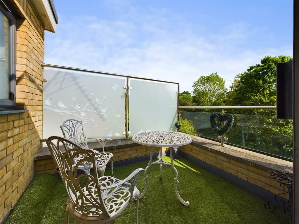 Additional image 13 of Charnhill Drive, Mangotsfield