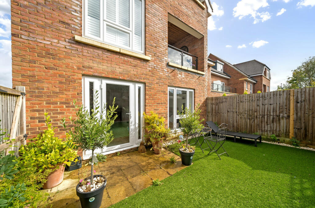 Additional image 14 of Cottonwood Close, Farnborough, Orpington, Kent, BR6