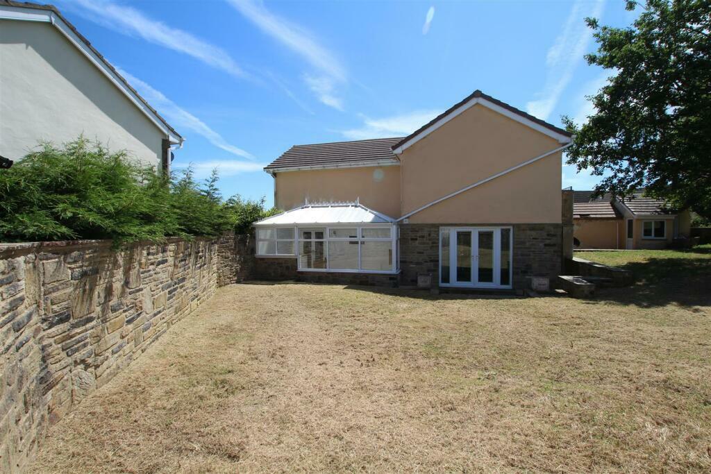 Additional image 24 of Heatherside, Baildon, Shipley