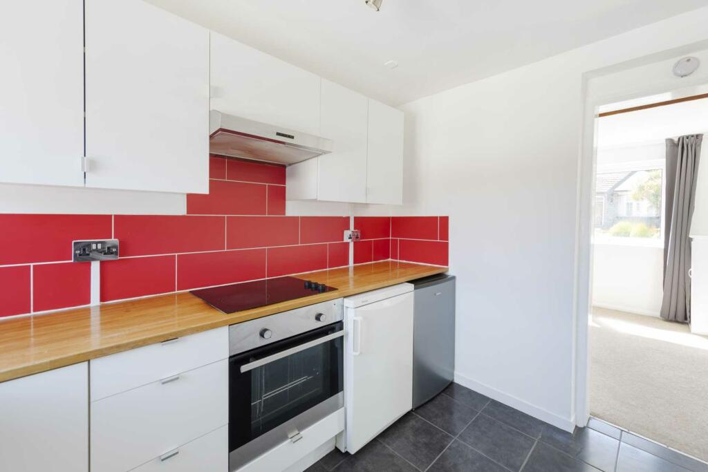 Additional image 14 of Cairns Road, Westbury Park