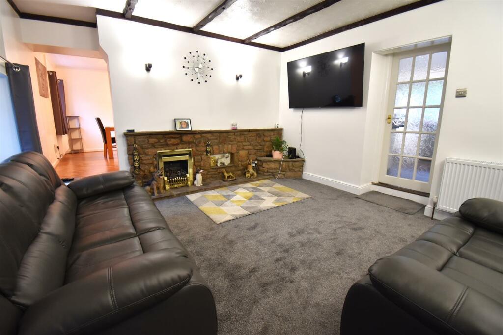 Additional image 4 of Period Cottage With Large Garden & Detached Garage