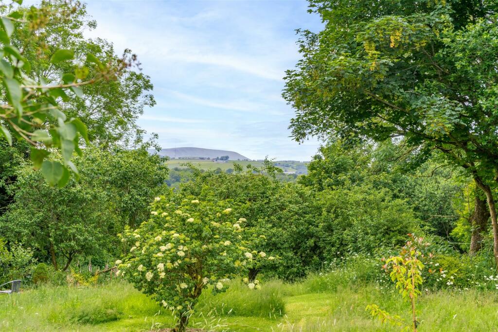 Additional image 5 of Holden Road, Brierfield