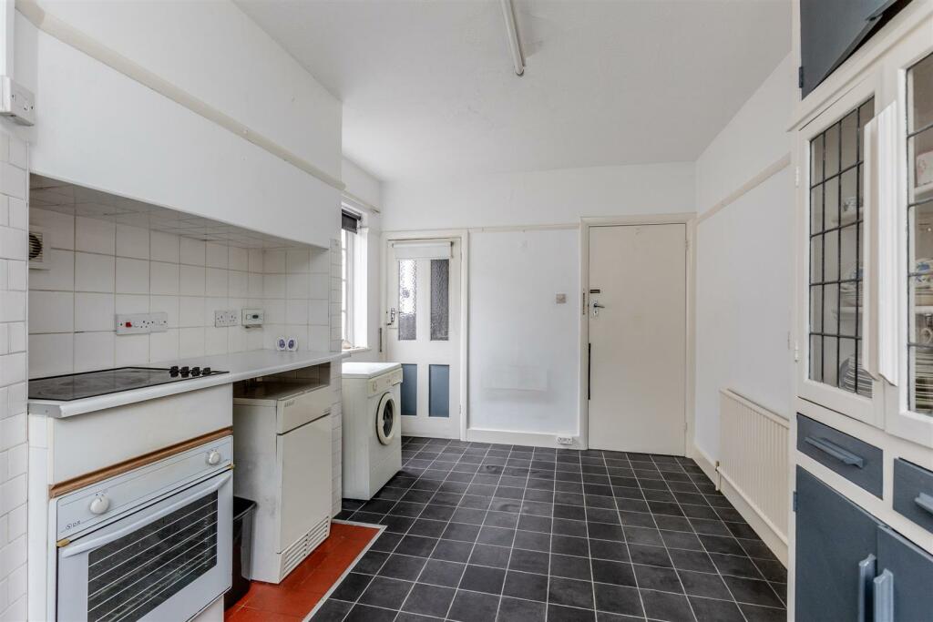 Additional image 23 of The Dell, Westbury-On-Trym, Bristol