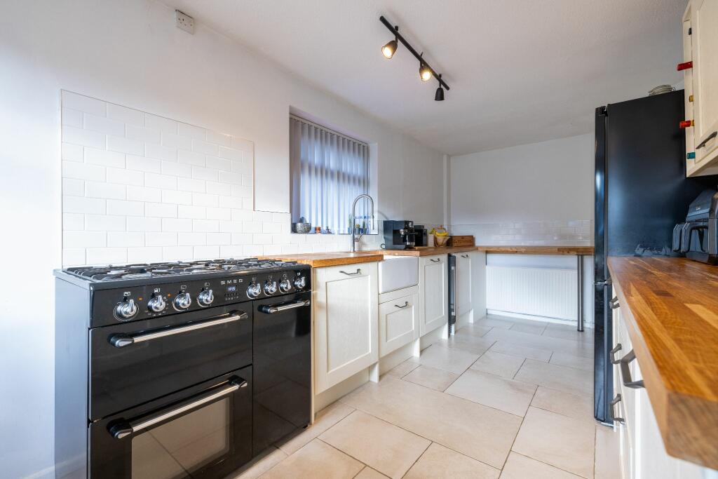 Additional image 24 of Langdale Avenue, Wyke, BD12 9DR