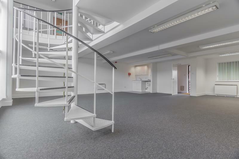 Additional image 12 of The Courtyard, Woodlands Lane, Almondsbury, Bristol, Bristol, BS32 4NQ