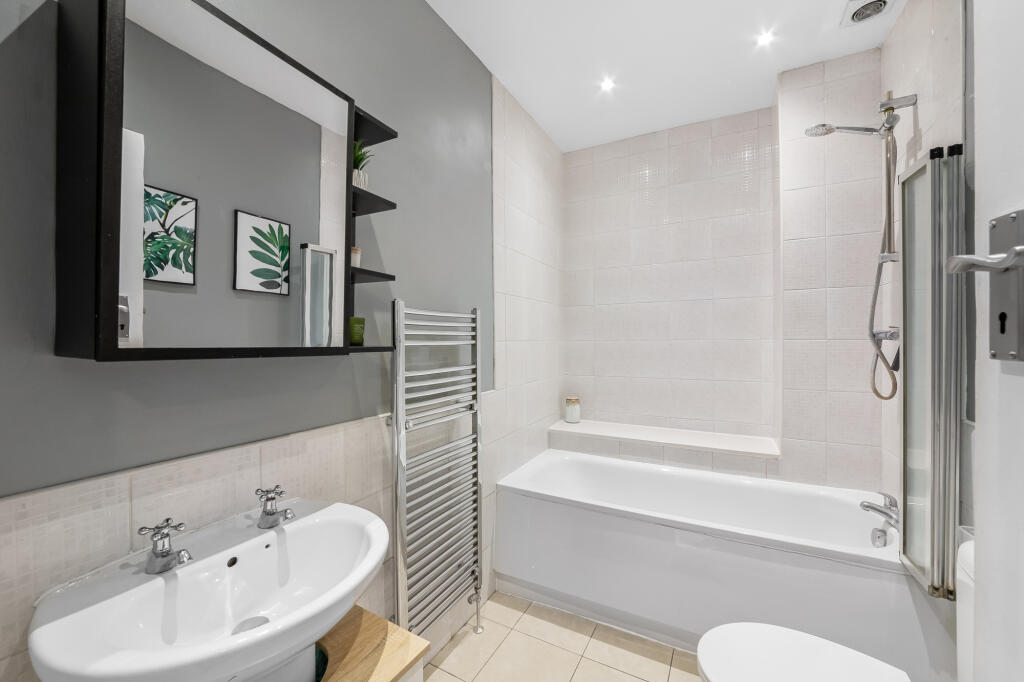 Additional image 15 of Homesdale Road,  Bromley, BR2