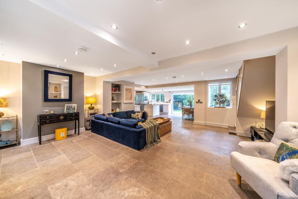 Additional image 8 of Keston