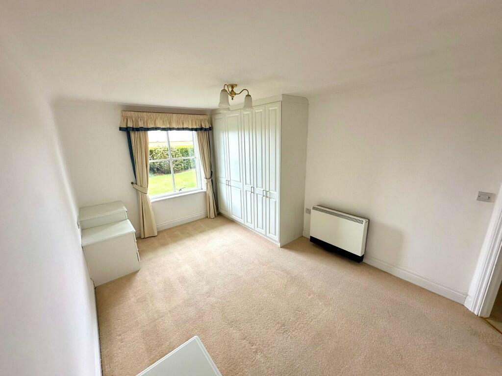 Additional image 6 of 9 Pegasus Court, 58 Beach Road, Weston-Super-Mare, North Somerset, BS23 4AL