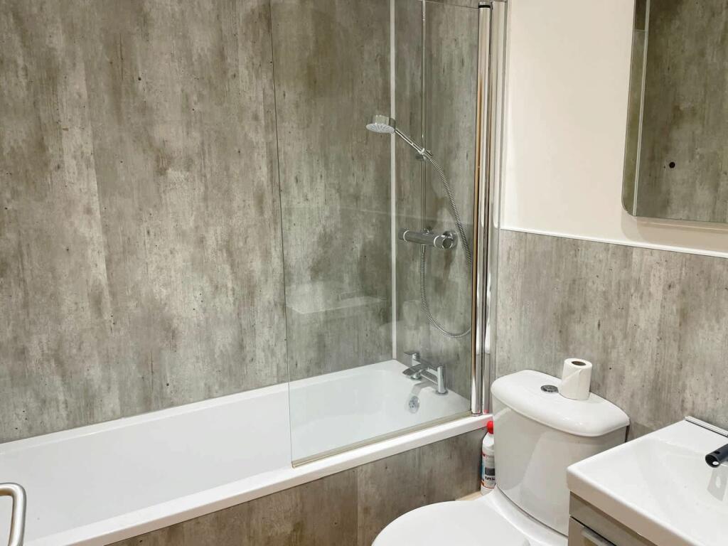 Additional image 6 of Flat ,  Portland Square, Bristol