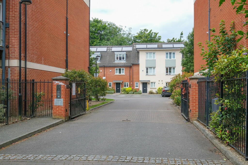 Additional image 11 of Orchard Grove, Orpington