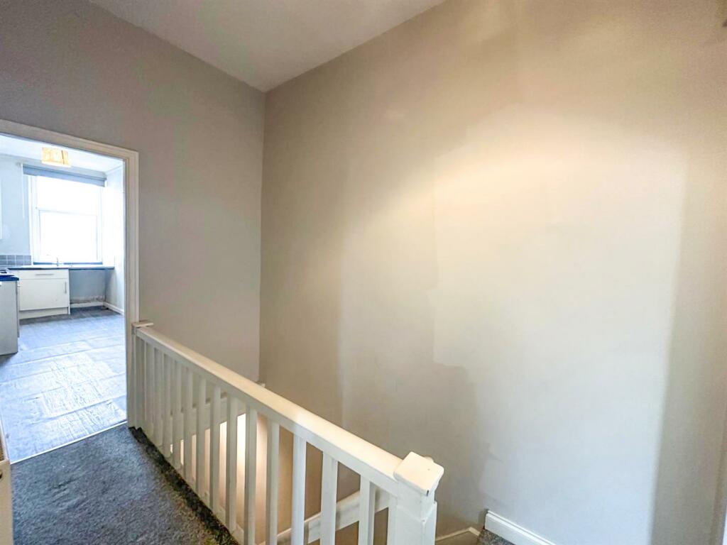 Additional image 5 of Main Street, Cross Hills