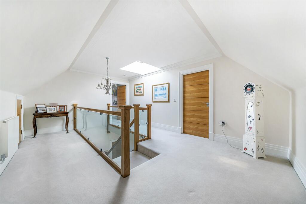 Additional image 23 of The Glen, Farnborough Park